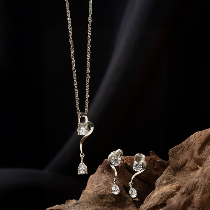 Virelle Pendant Set
