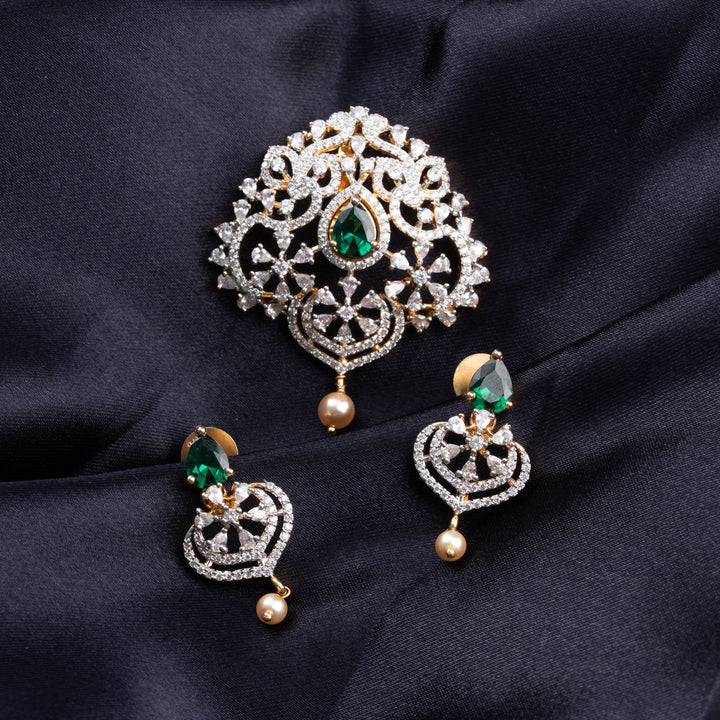 Marakata Pendant Set