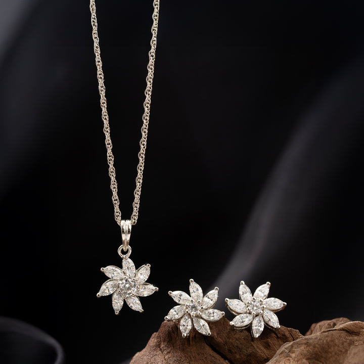 Luna Lily Pendant Set