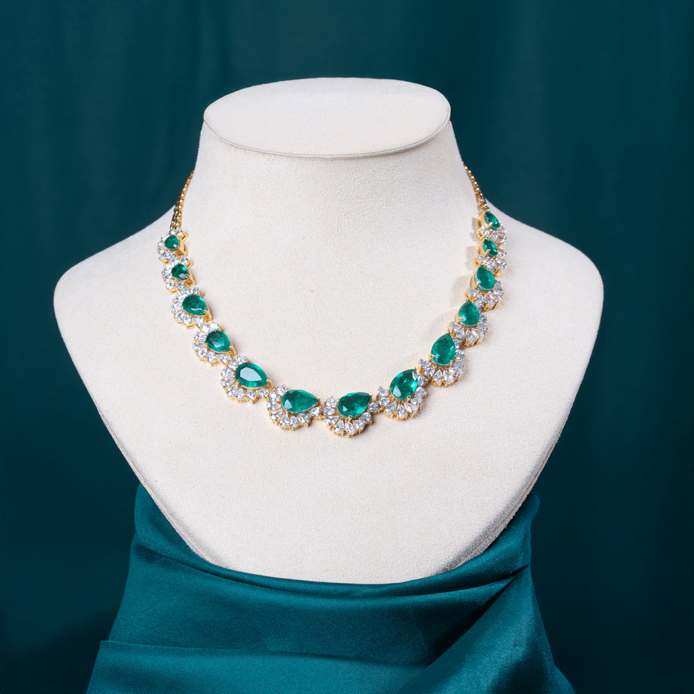 Pear of Persia Necklace Set
