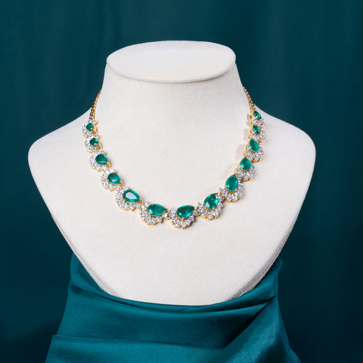 Pear of Persia Necklace Set