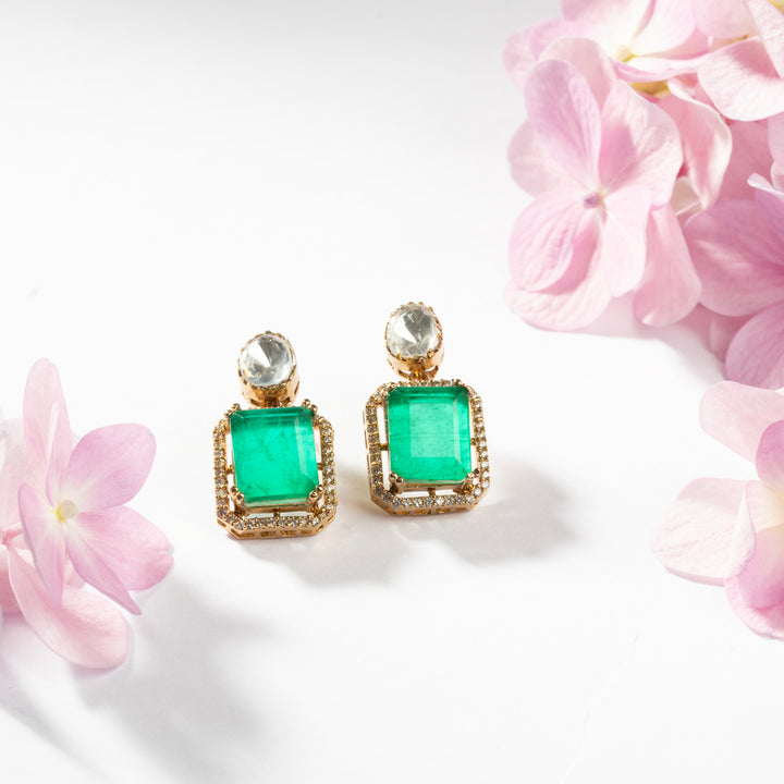 Emera-Tryst Necklace Set