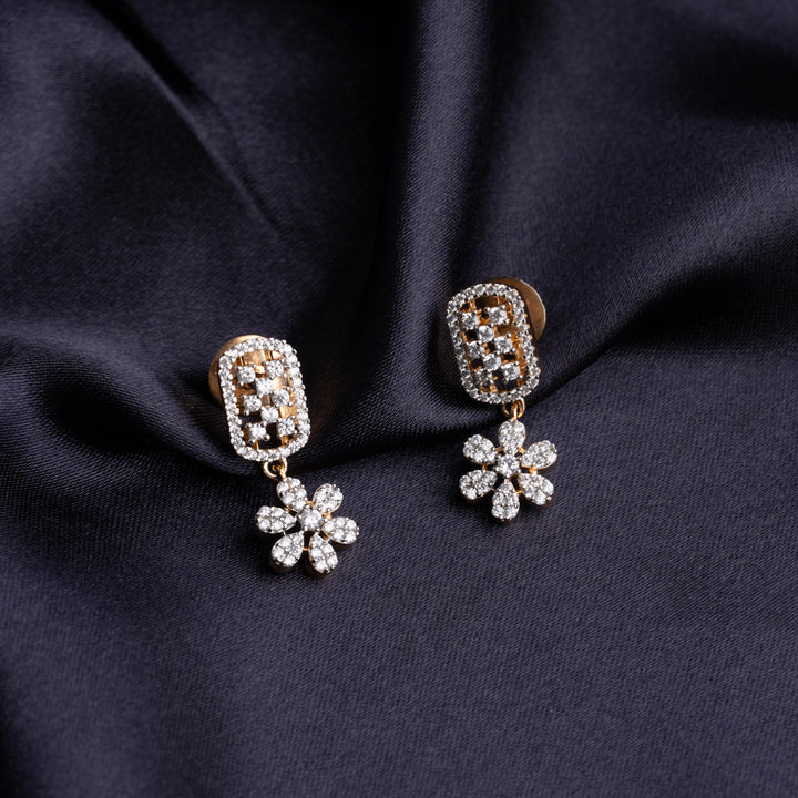 Vedhika Diamond Pendant Set