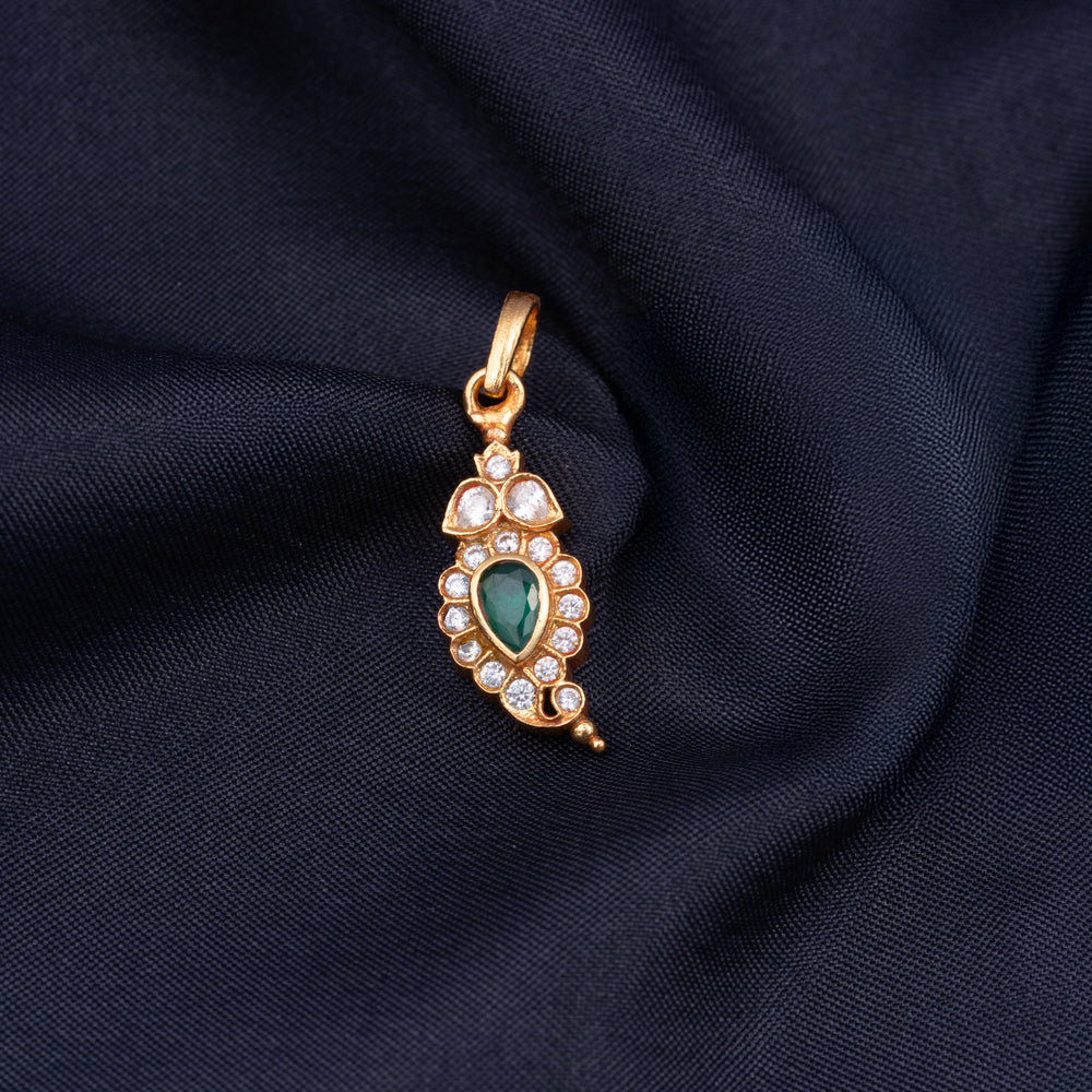 Maangéa Pendant Set