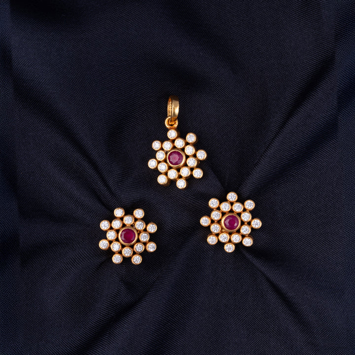 Ketaki Pendant Set