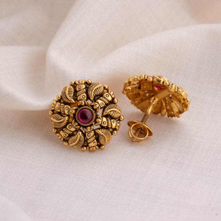 Aamrudha Studs
