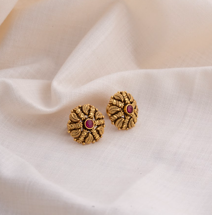 Aamrudha Studs