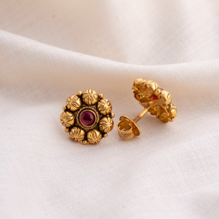 Lushbud Studs