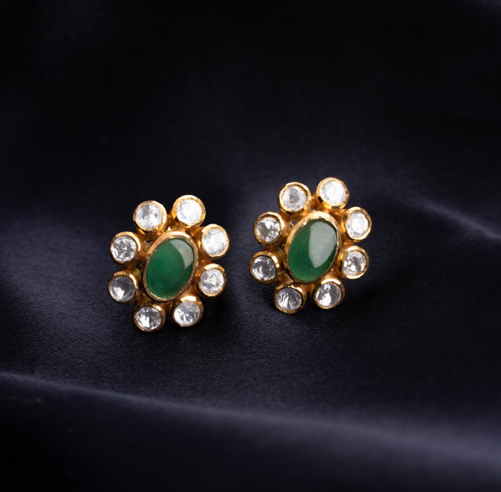 Lysvenna Earrings.