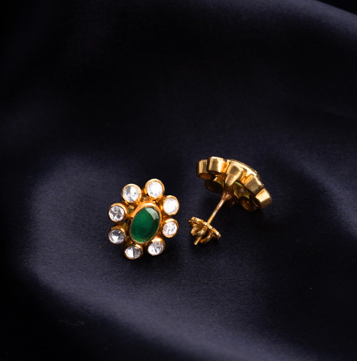 Lysvenna Earrings.