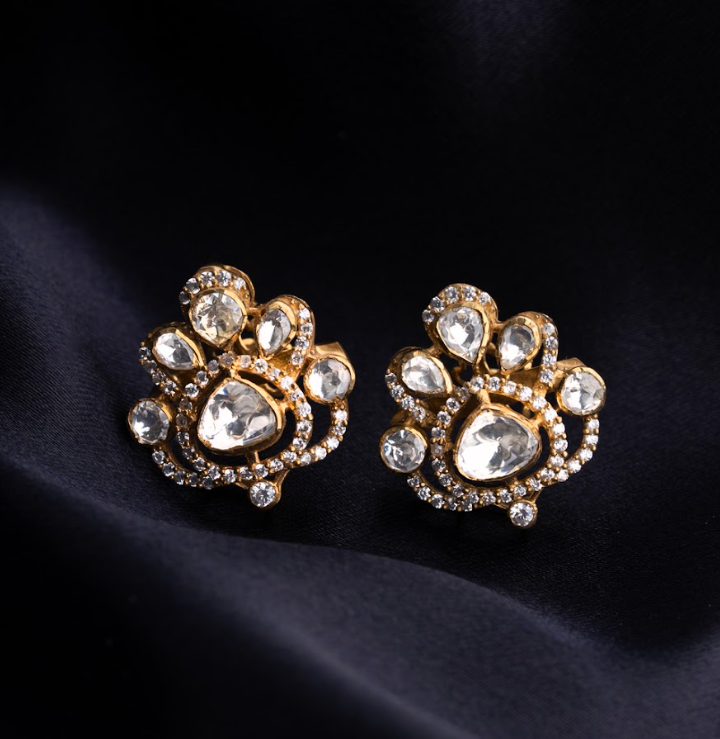 Nova Blink Studs