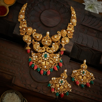 JADAU SHORT NECKLACE