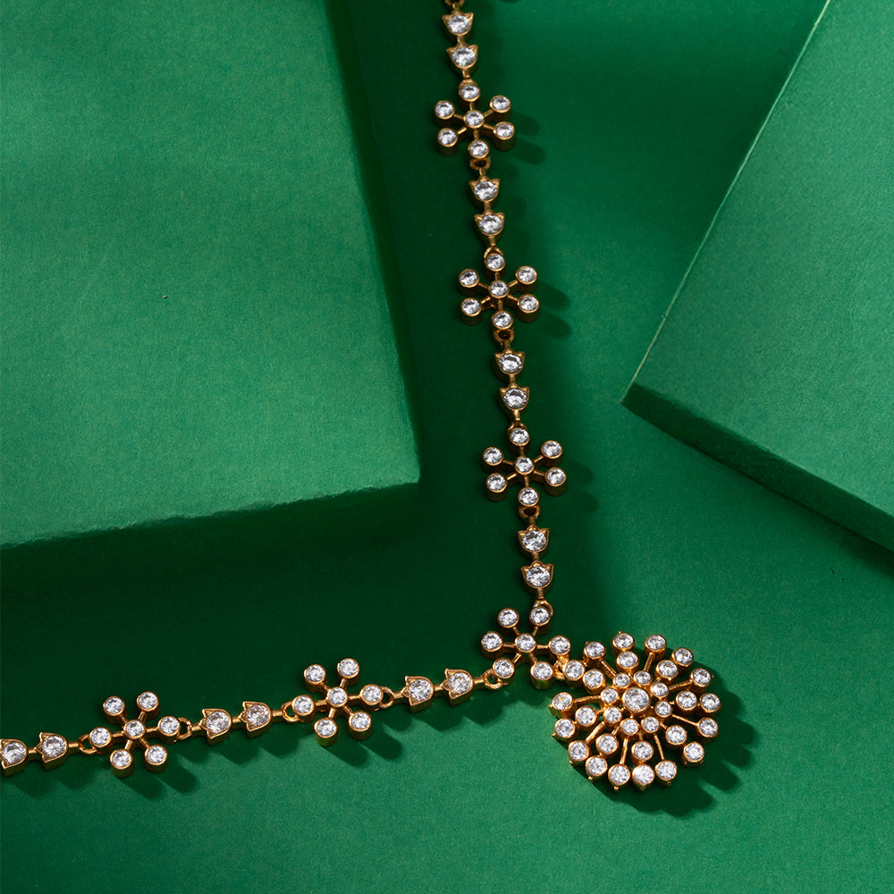 Starry Flora Necklace
