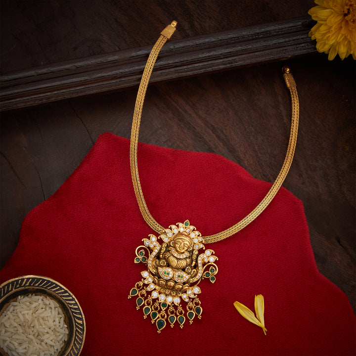Lakshira Necklace