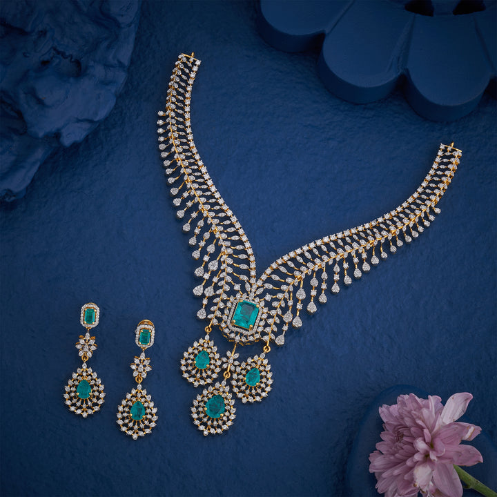 Alunara Short Necklace Set