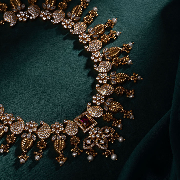 Leafy Kairimala Necklace