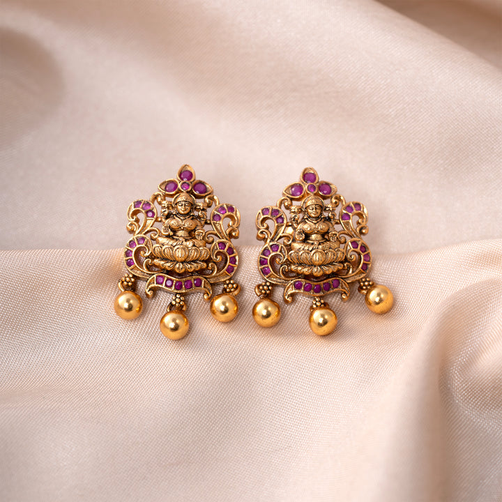 Padmika Studs