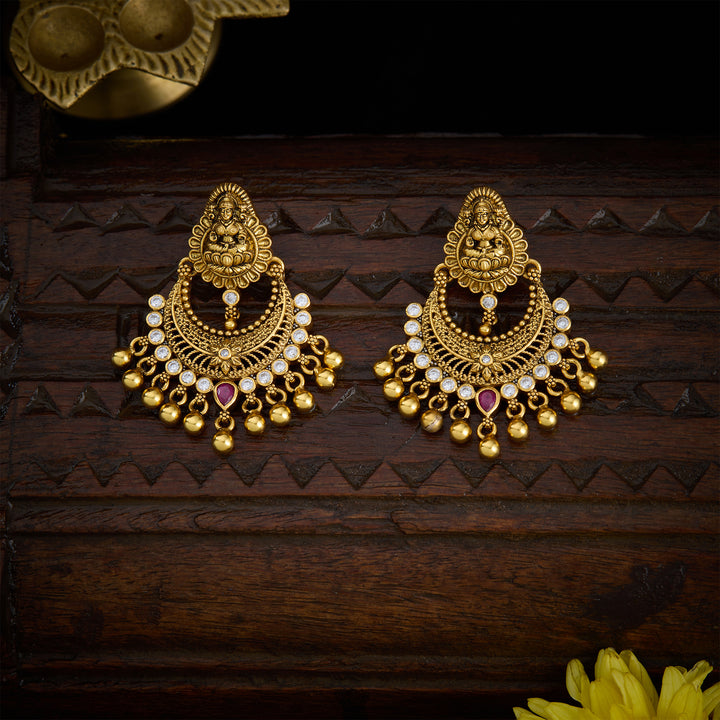 Divya Kanaka Chandbali