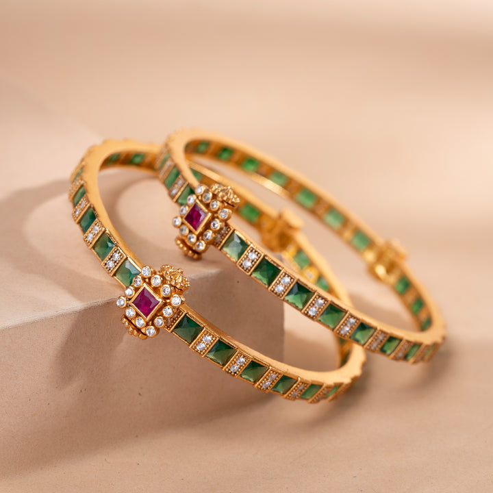 Pannaz Bangles