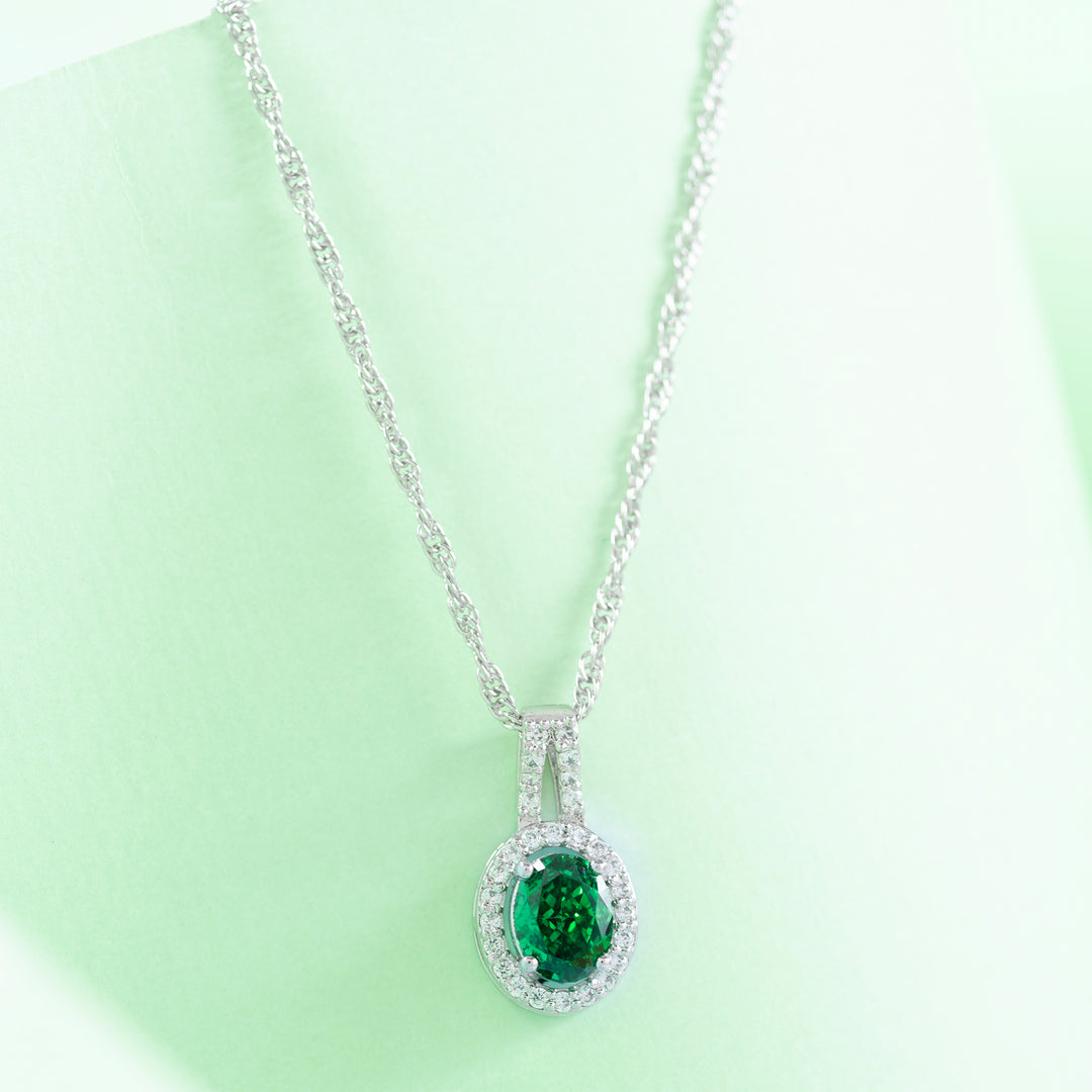 Serene Oval Chain Pendant
