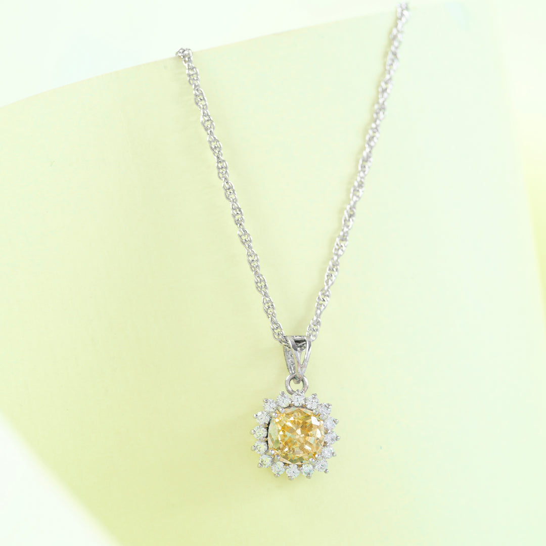 Saffira Square Chain Pendant