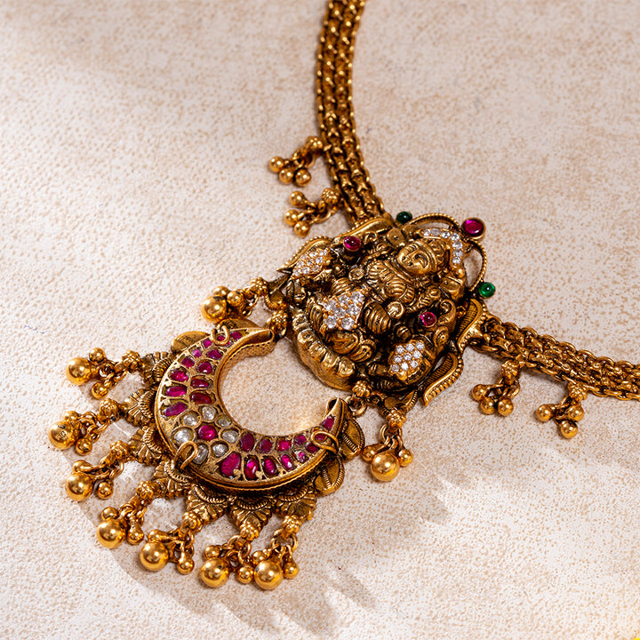 Shree Yukti Short Neckale