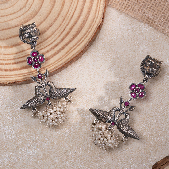 Kabootar Simhika Danglers