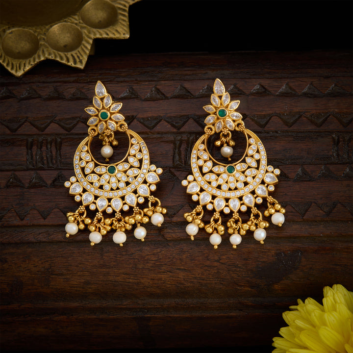 Sitara Chandbali