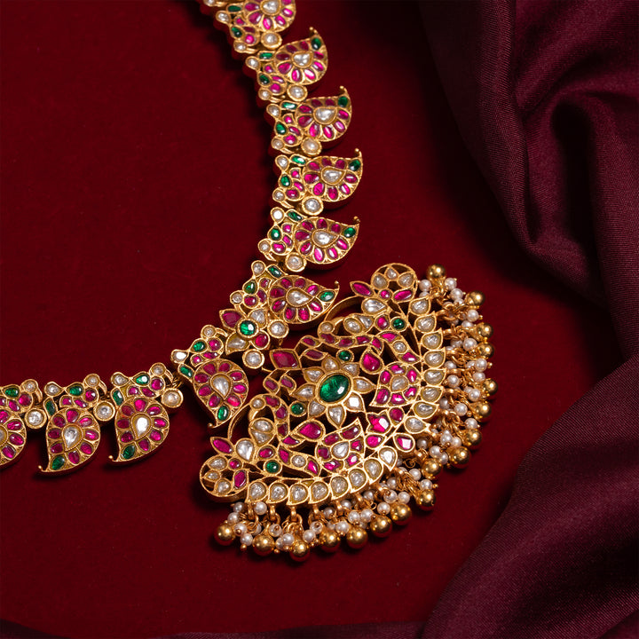 Mor Aam Kundan Short Necklace