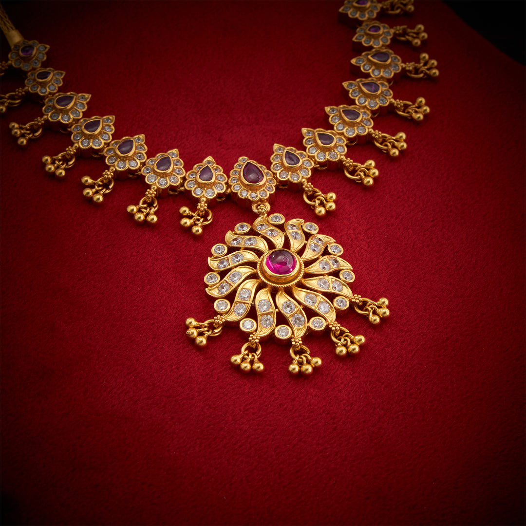 Phalpushp Short Necklace