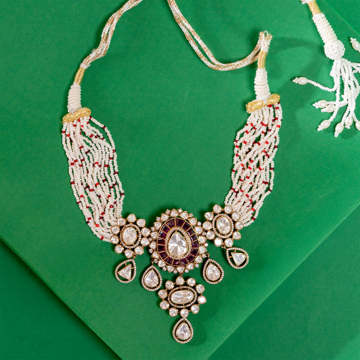 Isadora Wreath Choker