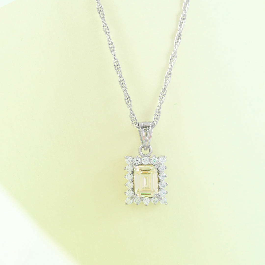 Soleira Cut Chain Pendant