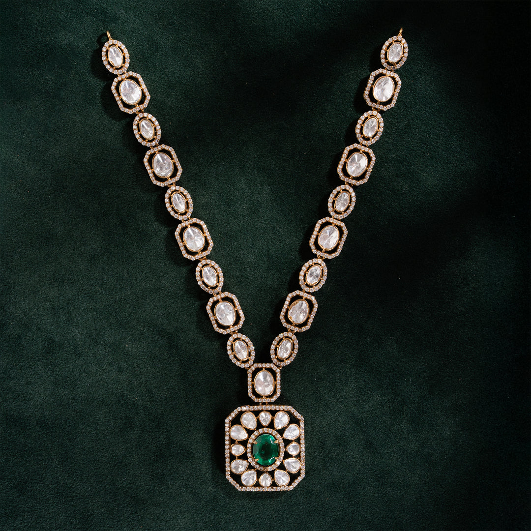 Laurel & Lustre Necklace Set