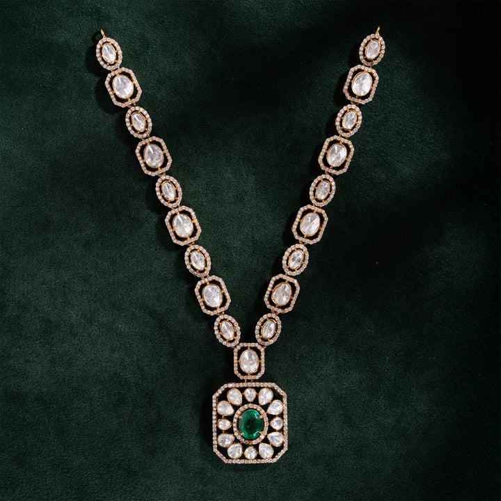 Laurel & Lustre Necklace Set