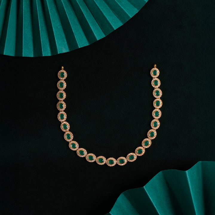 Ovaleera Short Necklace