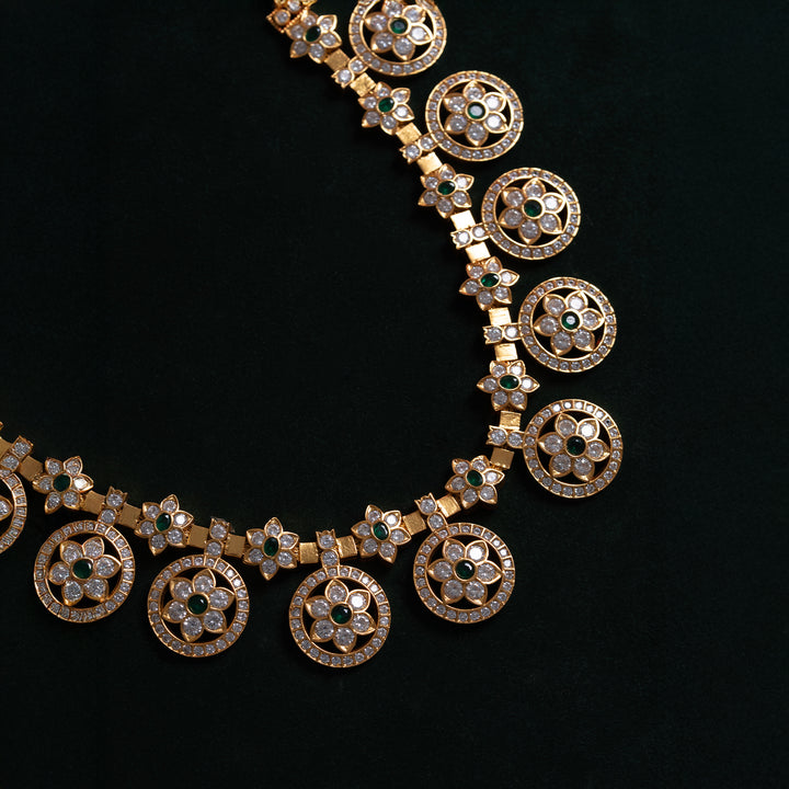 Kokil Botumala Emerald Short Necklace