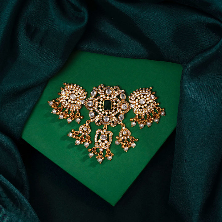 Avantika Hari Choker