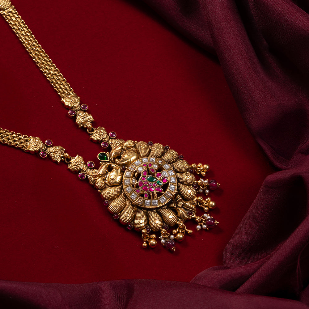 Sammohanam Short Necklace