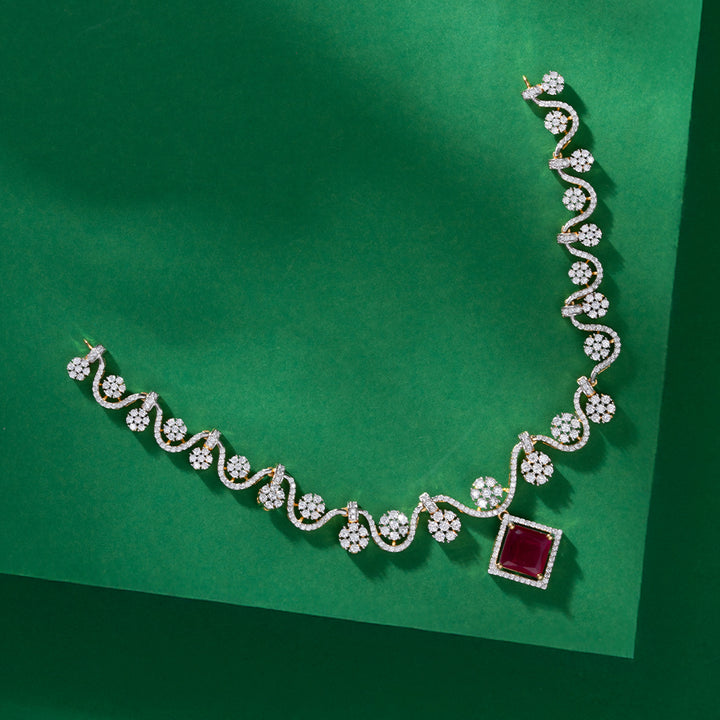 Flame Petal Necklace Set