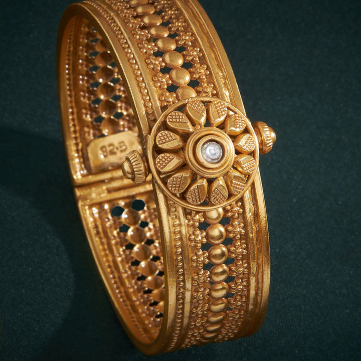 Ishvani Antique Kada