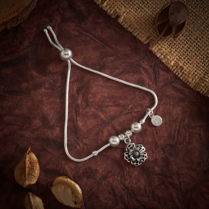 Aarna Bracelet