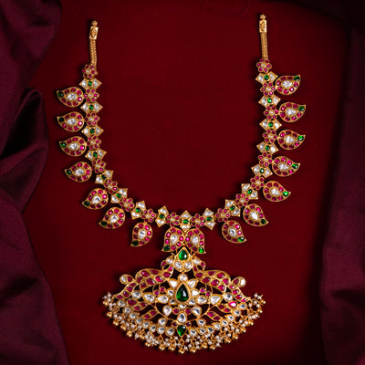 Aamya Kundan Necklace