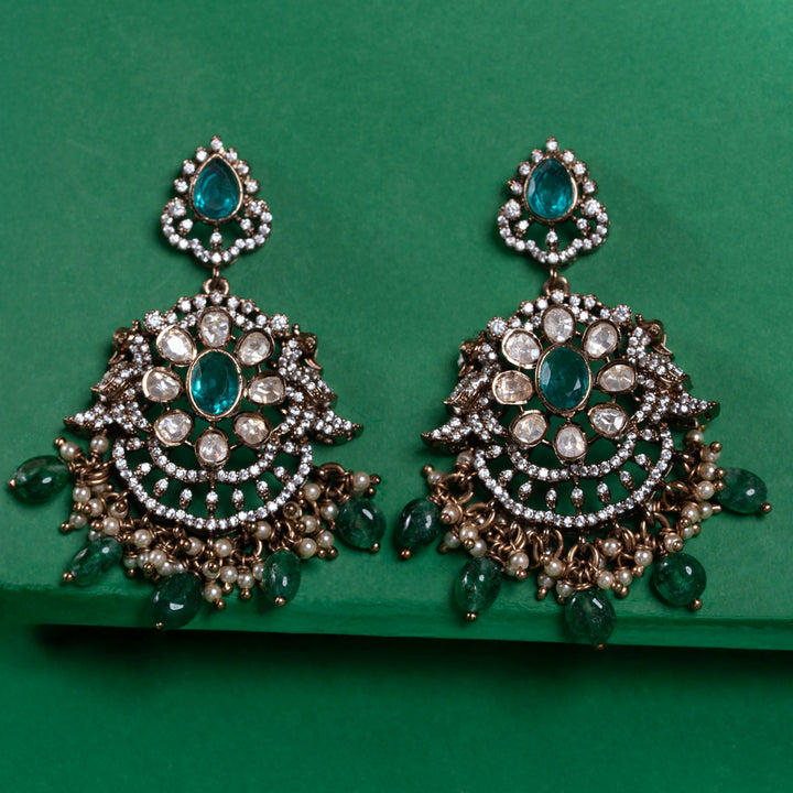 Pavo Royale Danglers