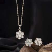 CHAIN PENDANT