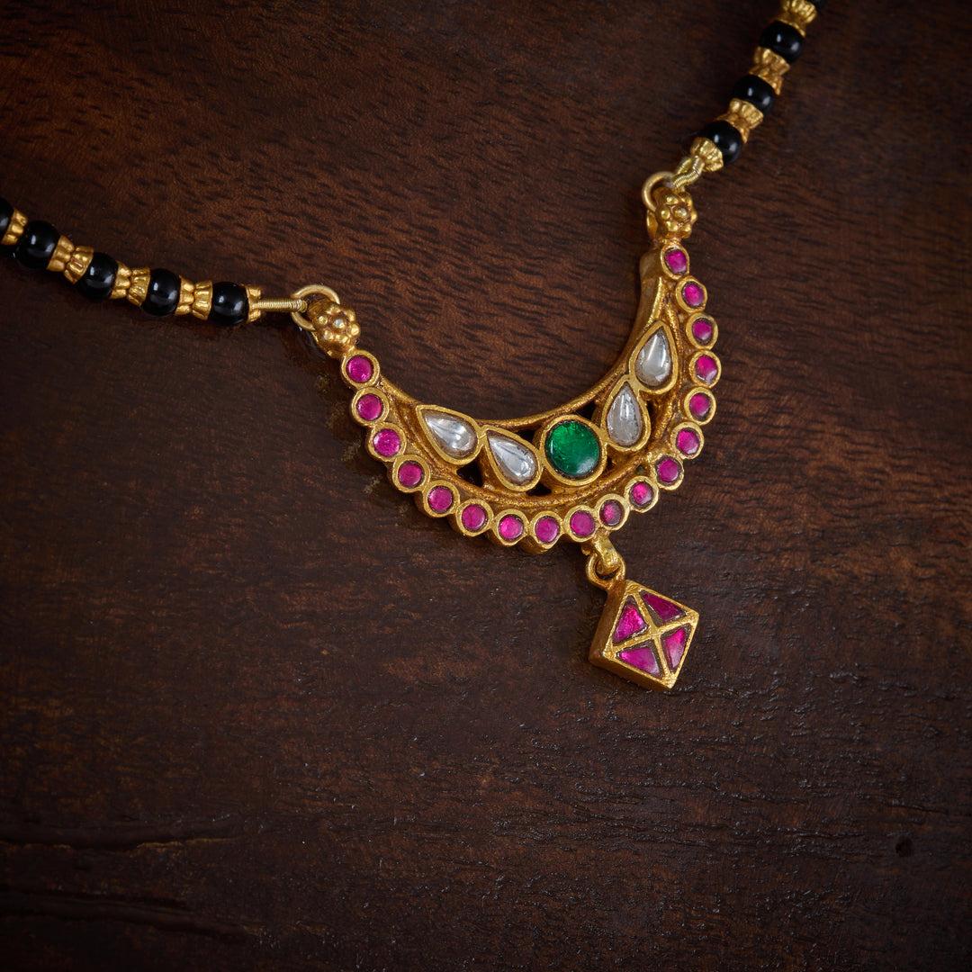 Kundanika Mangalsutra
