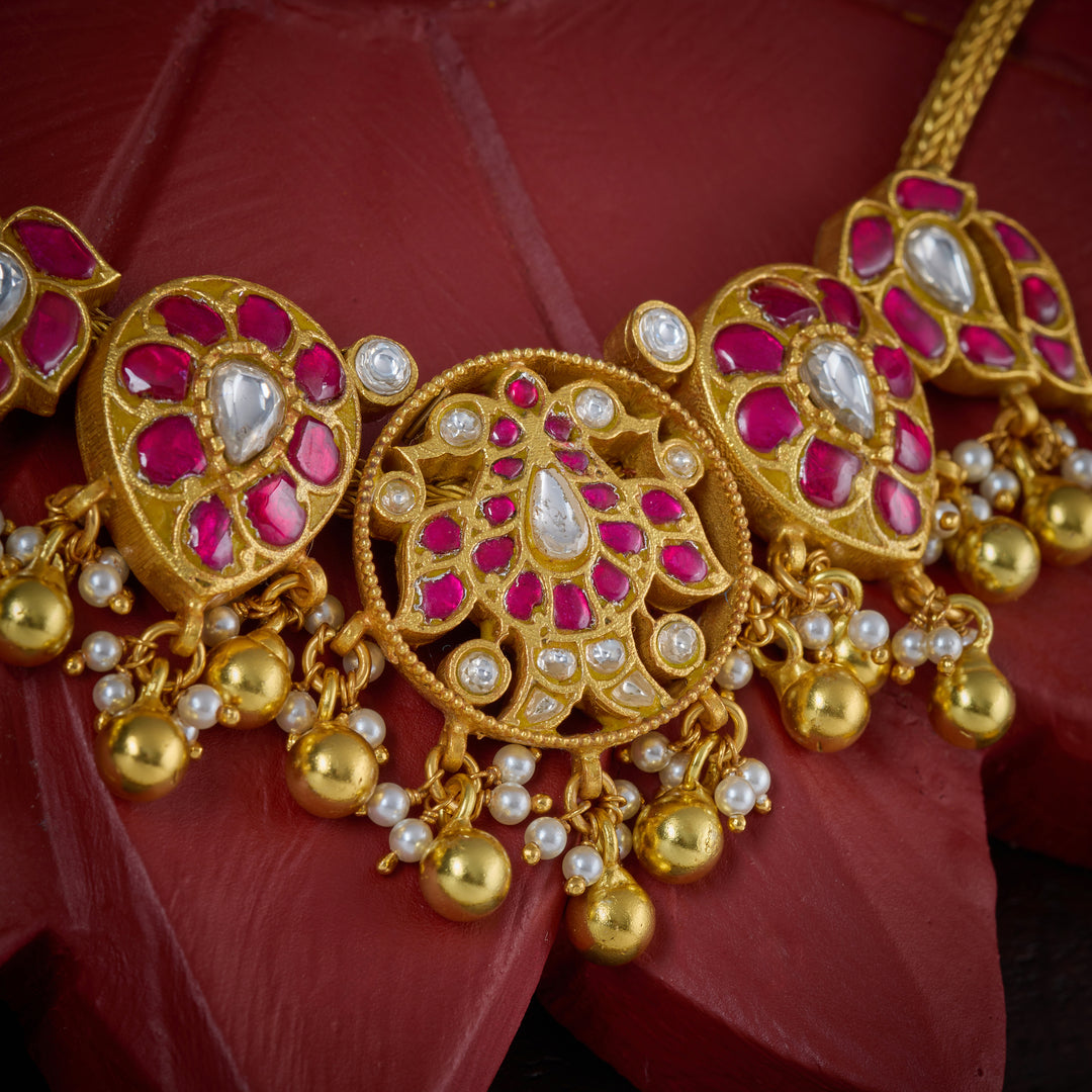 Chitraberun Necklace