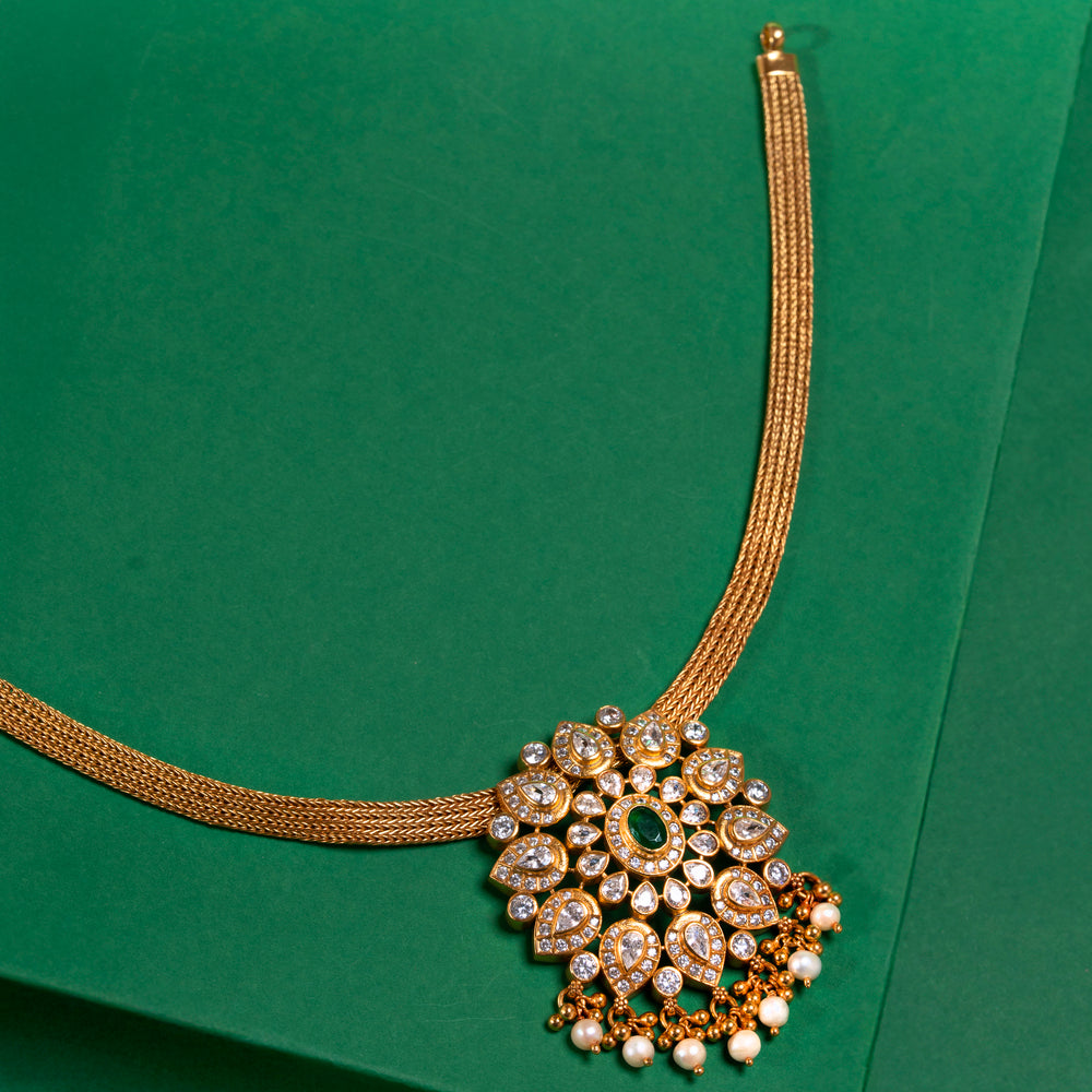 Kusumita Short Necklace