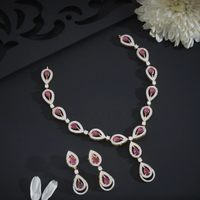 MINIMAL NECKLACE