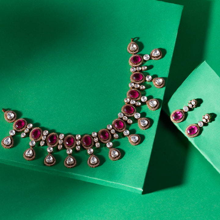 Pink Aura Glow Necklace Set