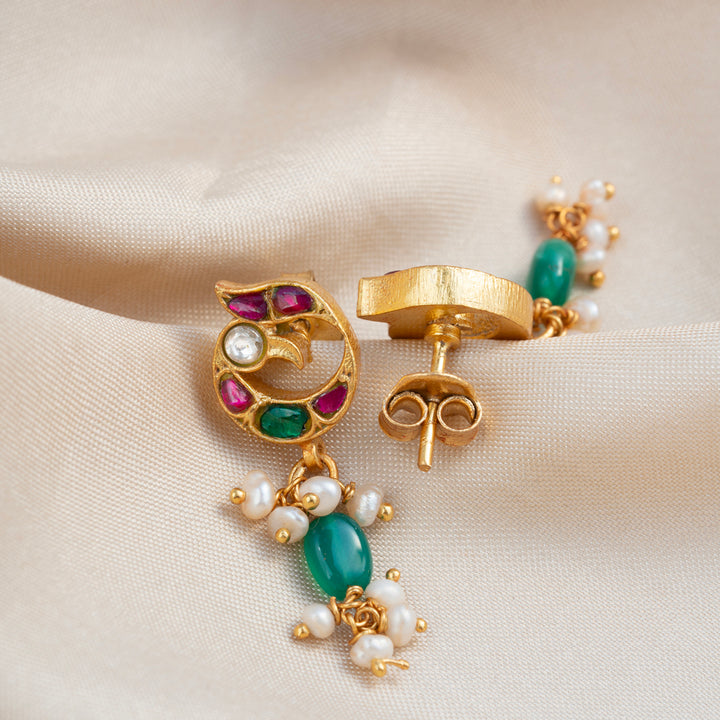 Kundan Kalgi Studs
